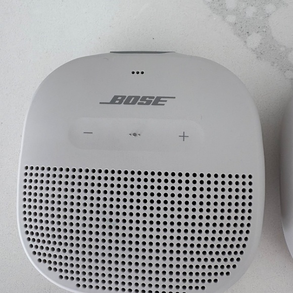 2 X BOSE SoundLink Micro Bluetooth Speakers - Picture 6 of 16
